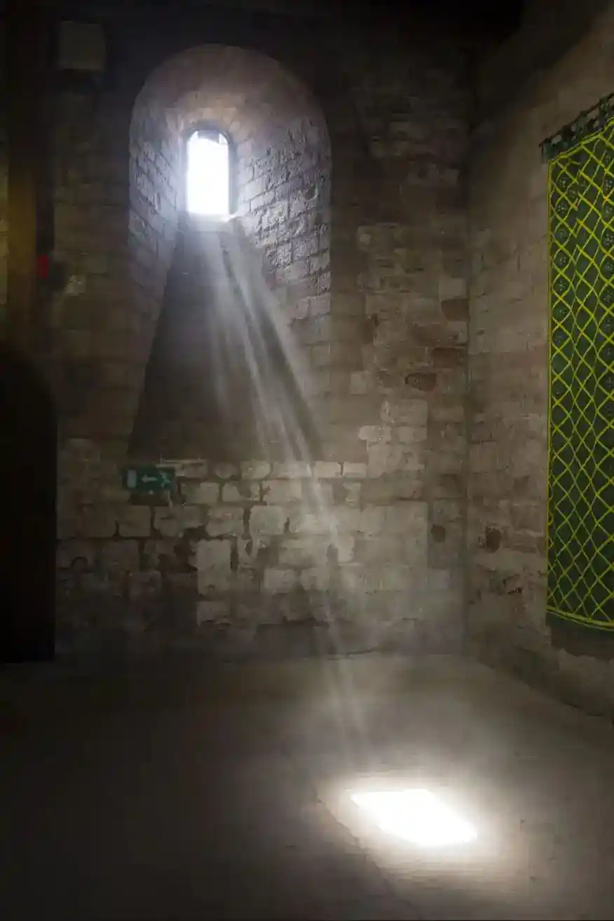 photoshop tutorial to add light rays