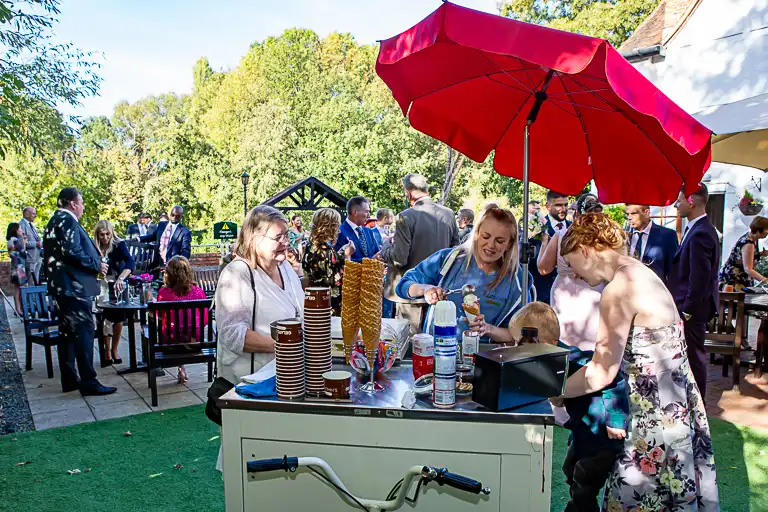 Wedding photography at Kingfisher Hotel, Bedford