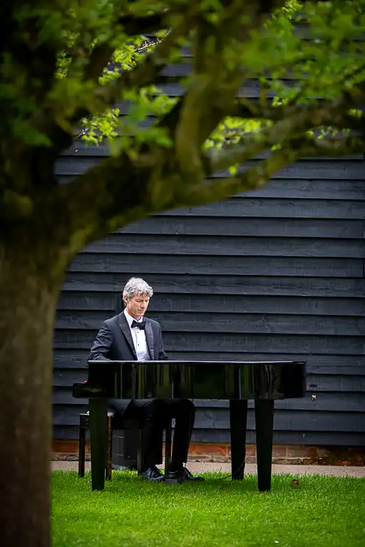 Wedding photography at Henry Moore Studio, Much Hadham