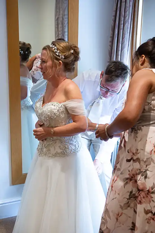 Wedding photography at Tewin Bury Farm, Welwyn