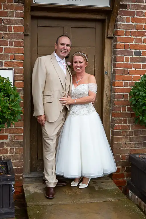 Wedding photography at Tewin Bury Farm, Welwyn