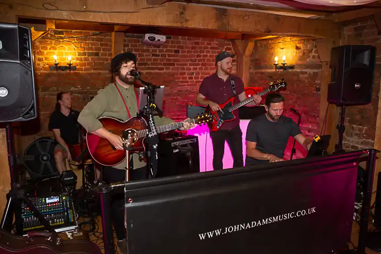 Wedding photography at Tewin Bury Farm, Welwyn